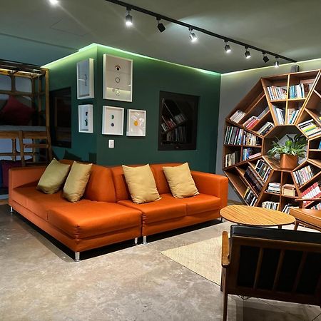 Hotel Ola Chapultepec Гуадалахара Екстериор снимка