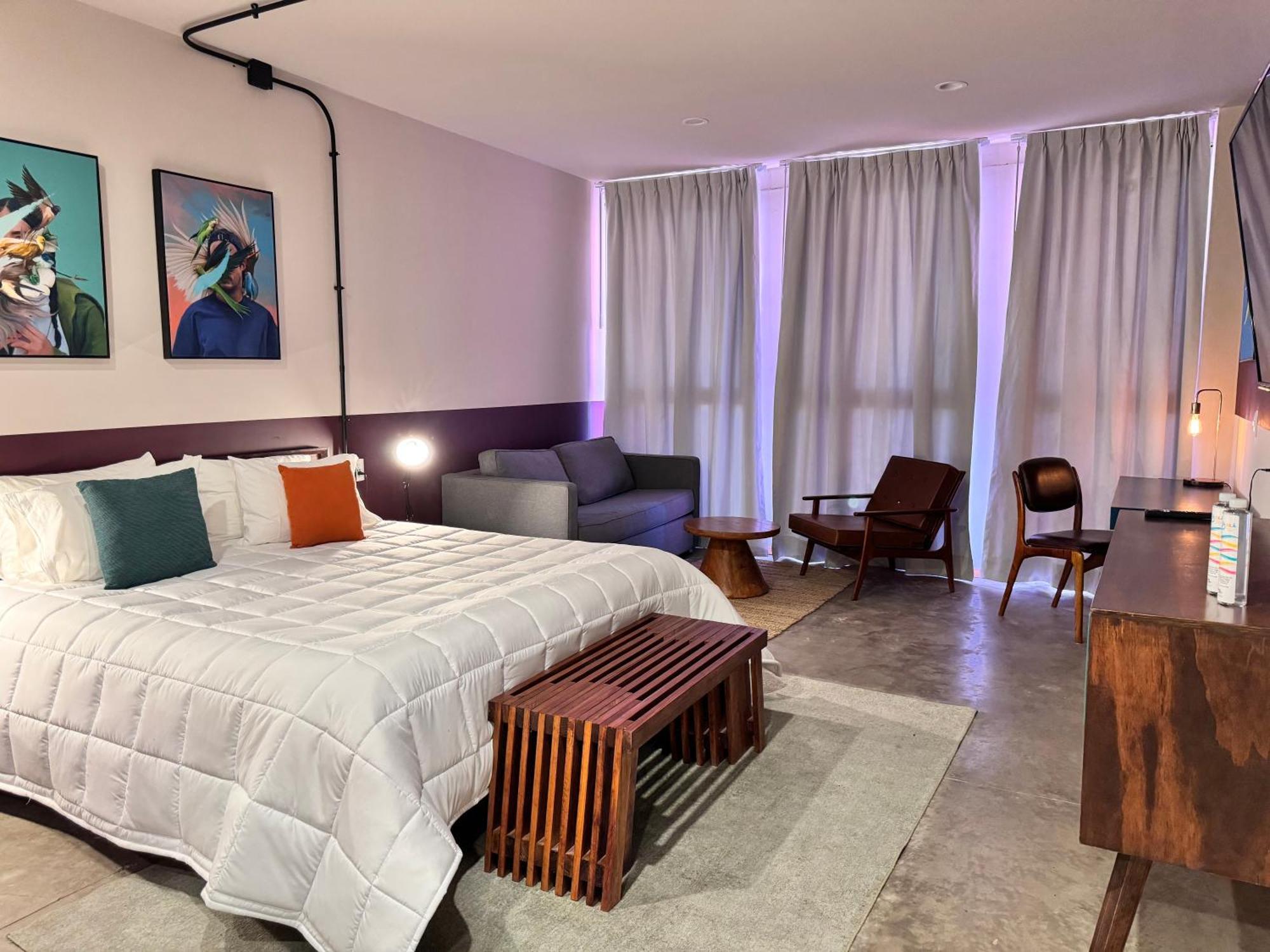 Hotel Ola Chapultepec Гуадалахара Екстериор снимка