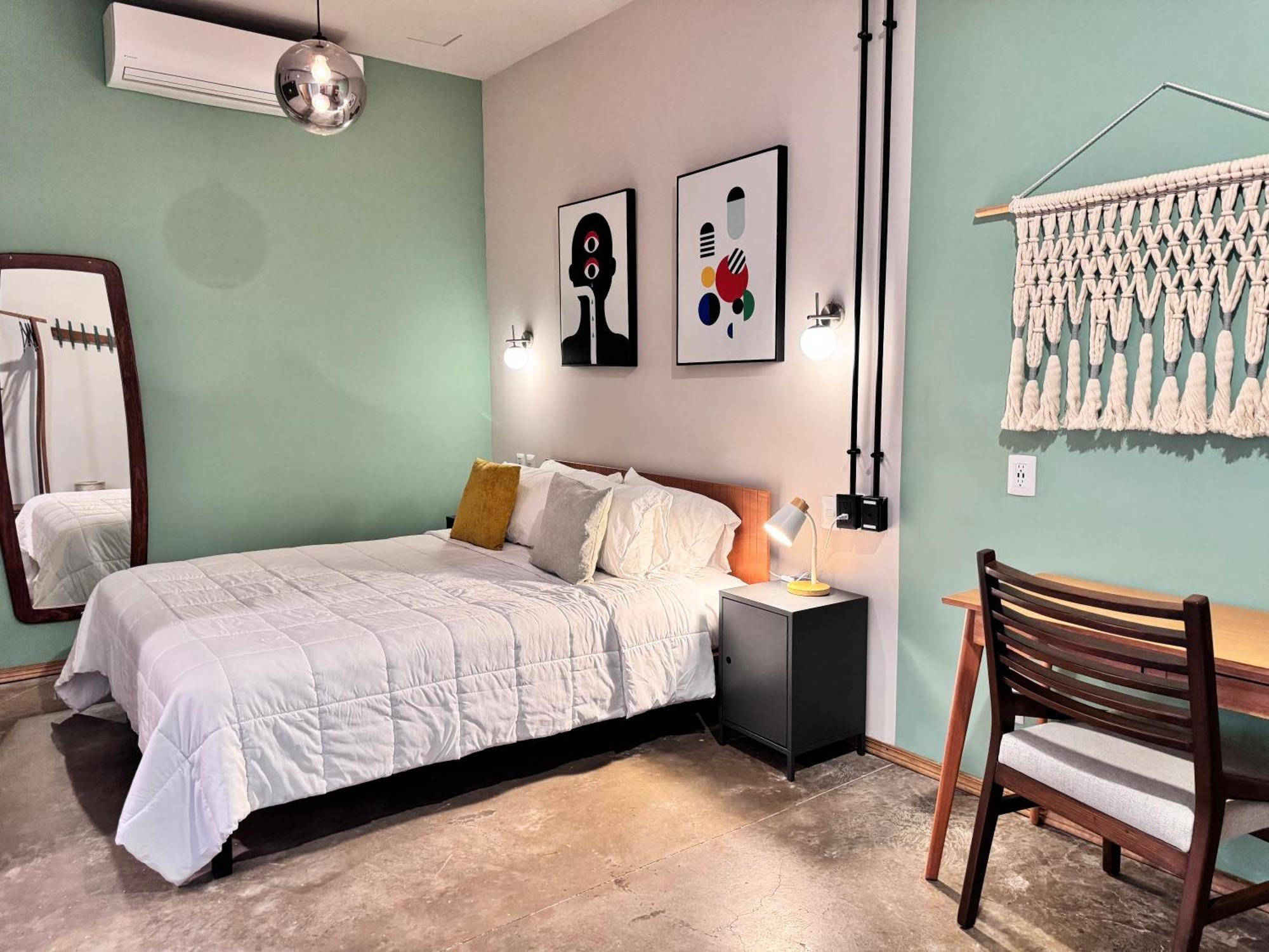 Hotel Ola Chapultepec Гуадалахара Екстериор снимка